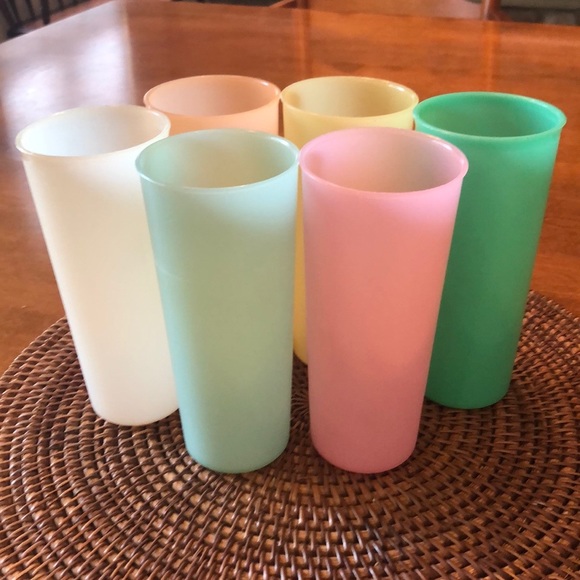 Vintage Tupperware 16oz pastel tumblers #107 - Picture 2 of 8